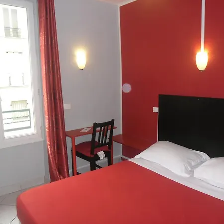 Hipotel Montmartre Gare Du Nord 2* باريس