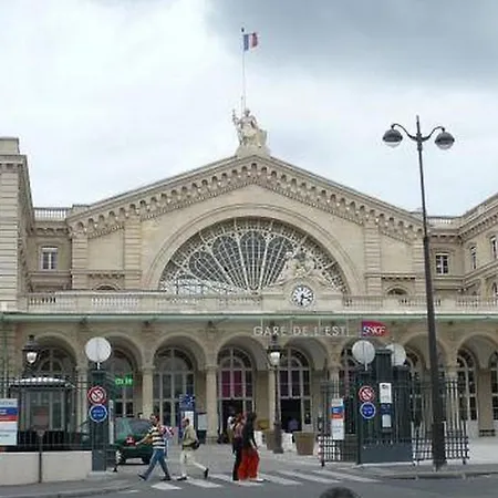 Hipotel Montmartre Gare Du Nord 2* باريس