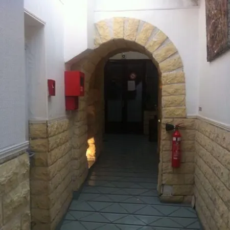 Hipotel Montmartre Gare Du Nord 2* باريس