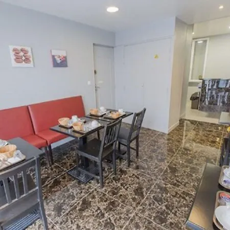 Hipotel Montmartre Gare Du Nord باريس