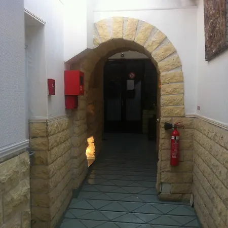 Hipotel Montmartre Gare Du Nord Hotel Paris