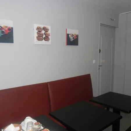 Hotel Hipotel Montmartre Gare Du Nord