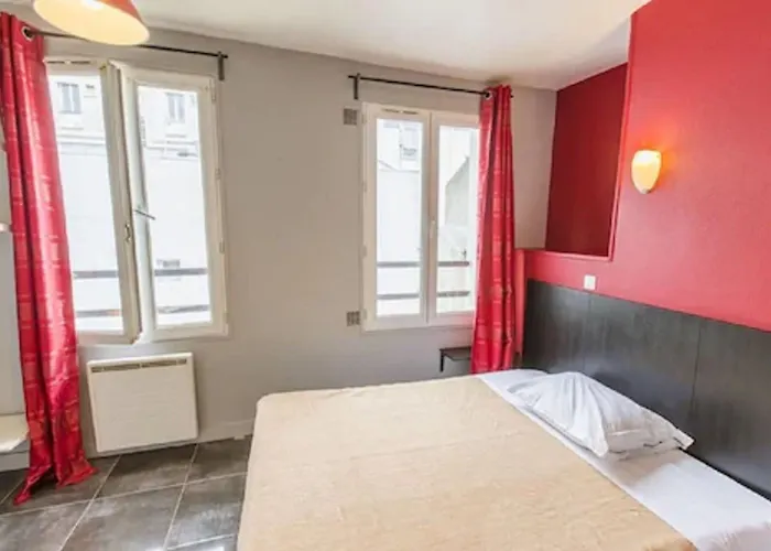 Hipotel Montmartre Gare Du Nord Hotel Paris