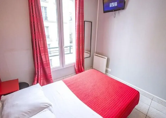 Hotel Hipotel Montmartre Gare Du Nord Paris