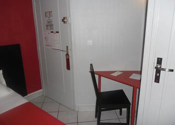 Hipotel Montmartre Gare Du Nord