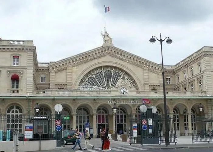 Hipotel Montmartre Gare Du Nord 2* Paris