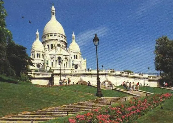 Hotel Hipotel Montmartre Gare Du Nord 2*