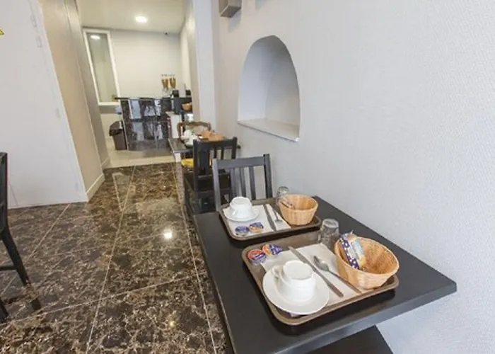Hotel Hipotel Montmartre Gare Du Nord