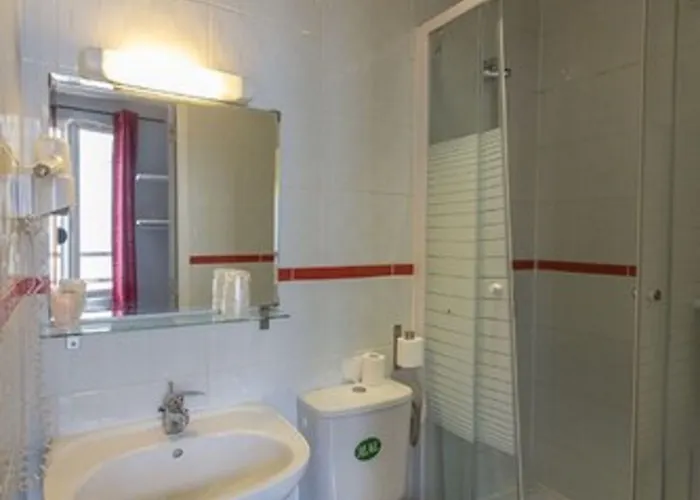 Hotel Hipotel Montmartre Gare Du Nord