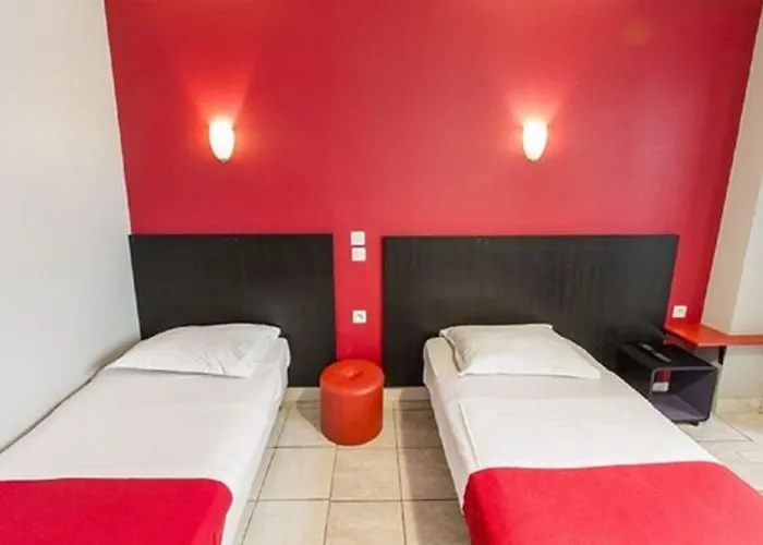 Hotel Hipotel Montmartre Gare Du Nord Paris