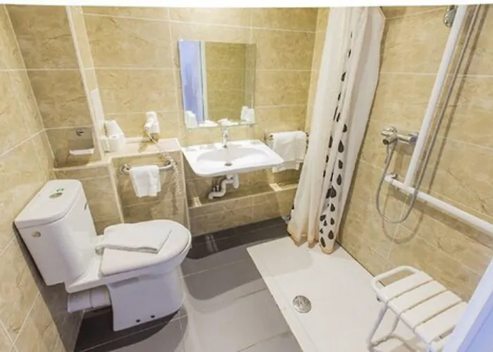 Hotel Hipotel Montmartre Gare Du Nord 2*