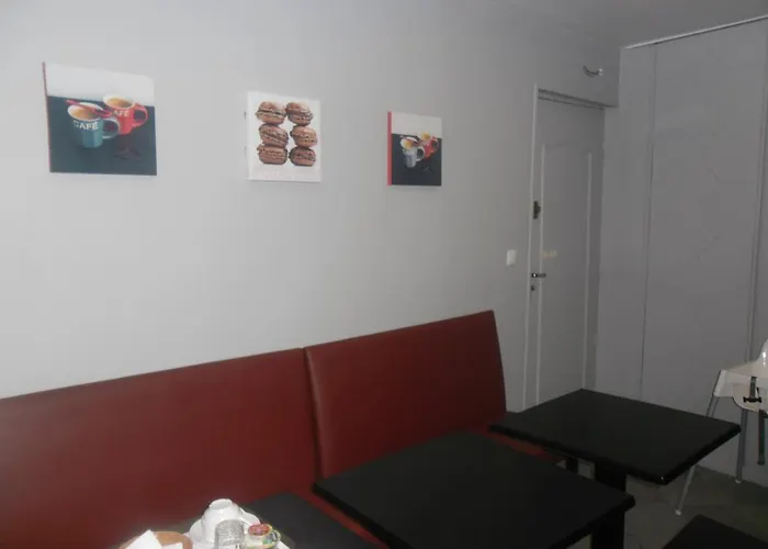 Hotel Hipotel Montmartre Gare Du Nord